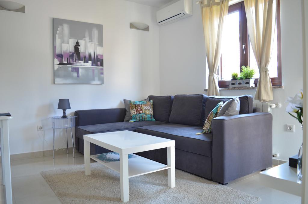 Apartments Villa Alba Poreč Dış mekan fotoğraf