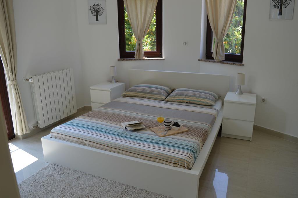 Apartments Villa Alba Poreč Dış mekan fotoğraf